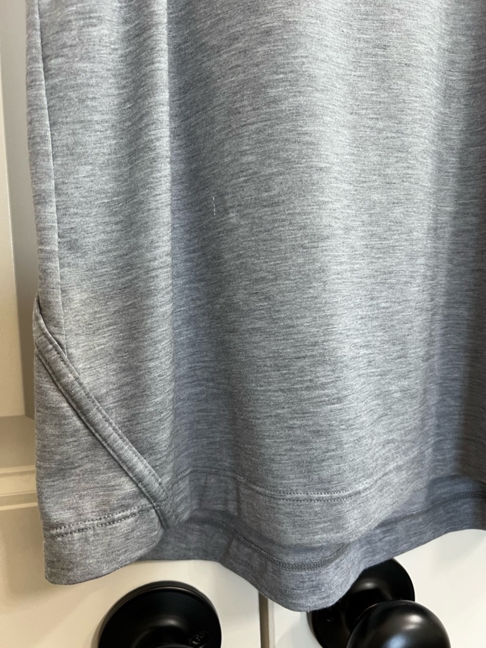 Athleta Girl Keyhole Tank in Gray, Size L (12) - Picture 6 of 10